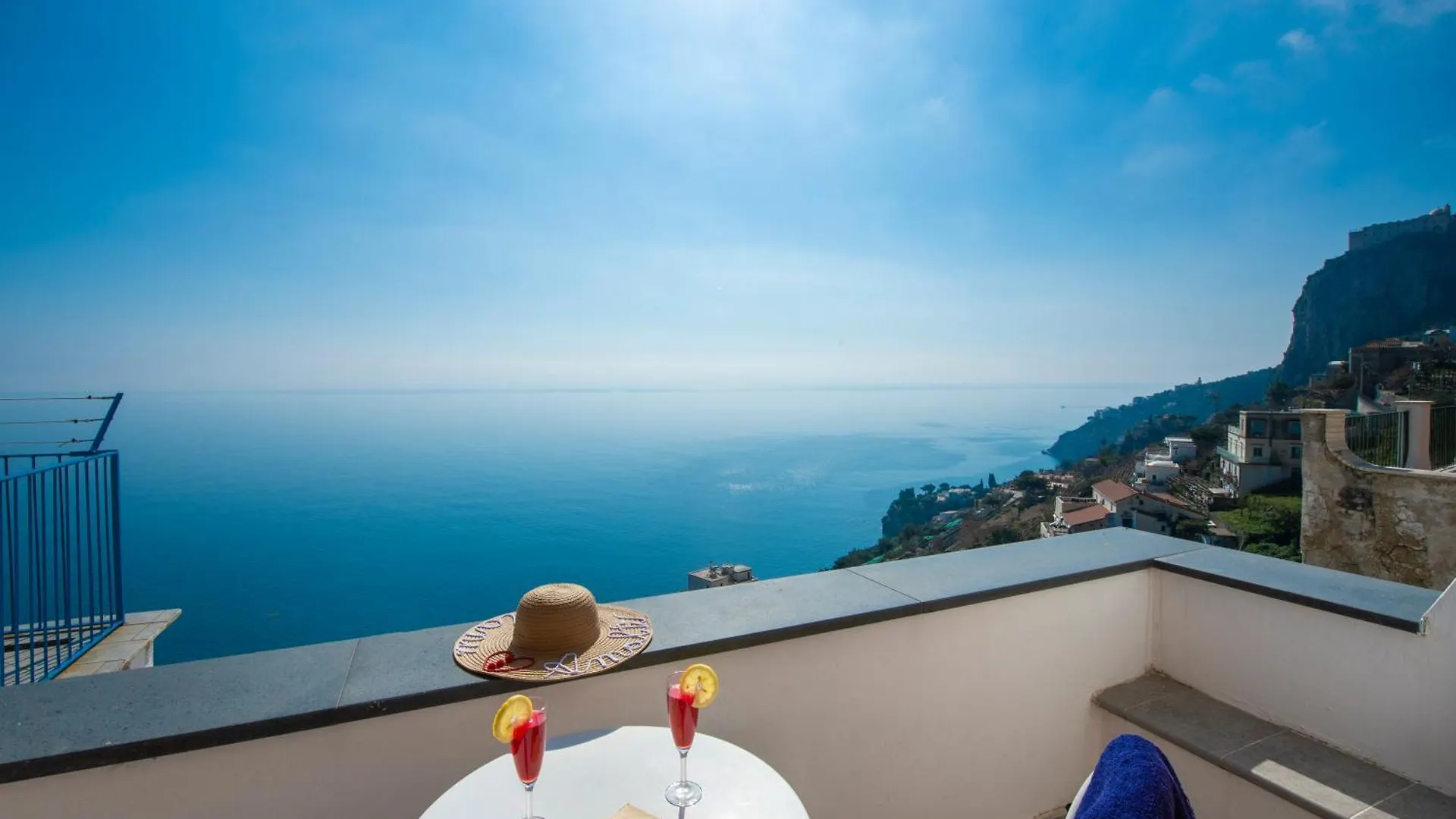 La Casa Accanto Amalfi 0*,  Italy