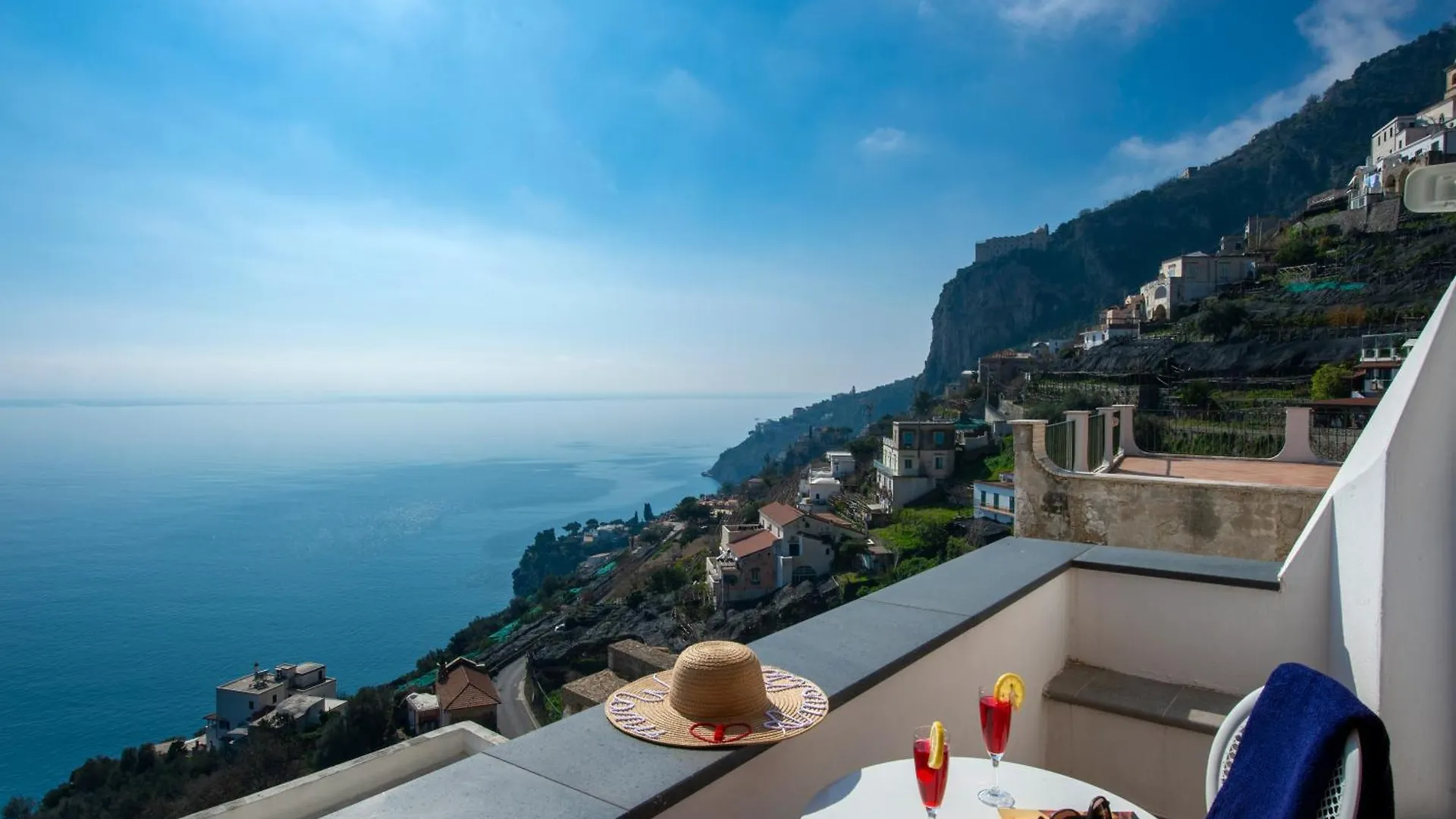 La Casa Accanto Amalfi 0*,
