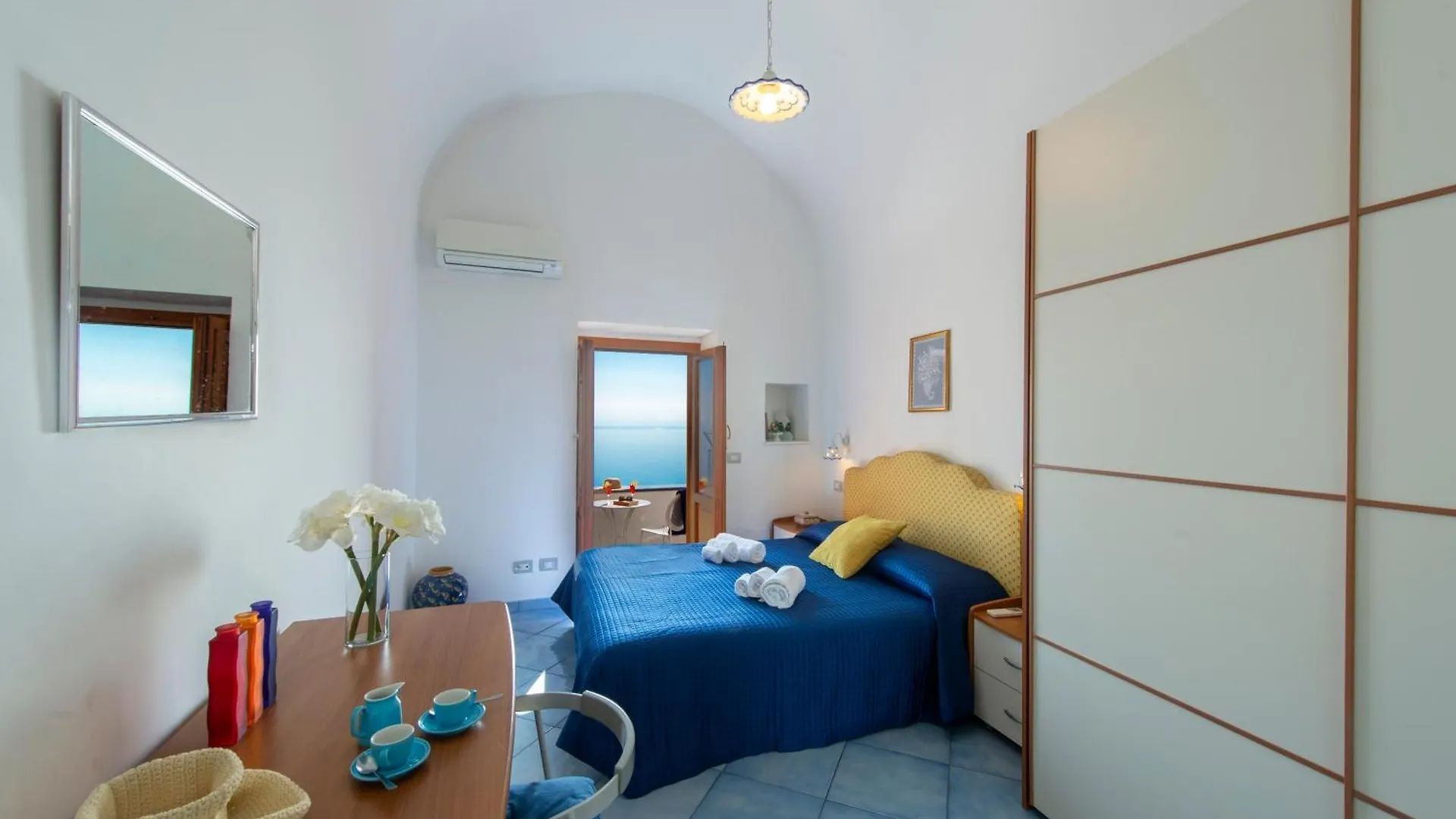 La Casa Accanto Amalfi 0*,